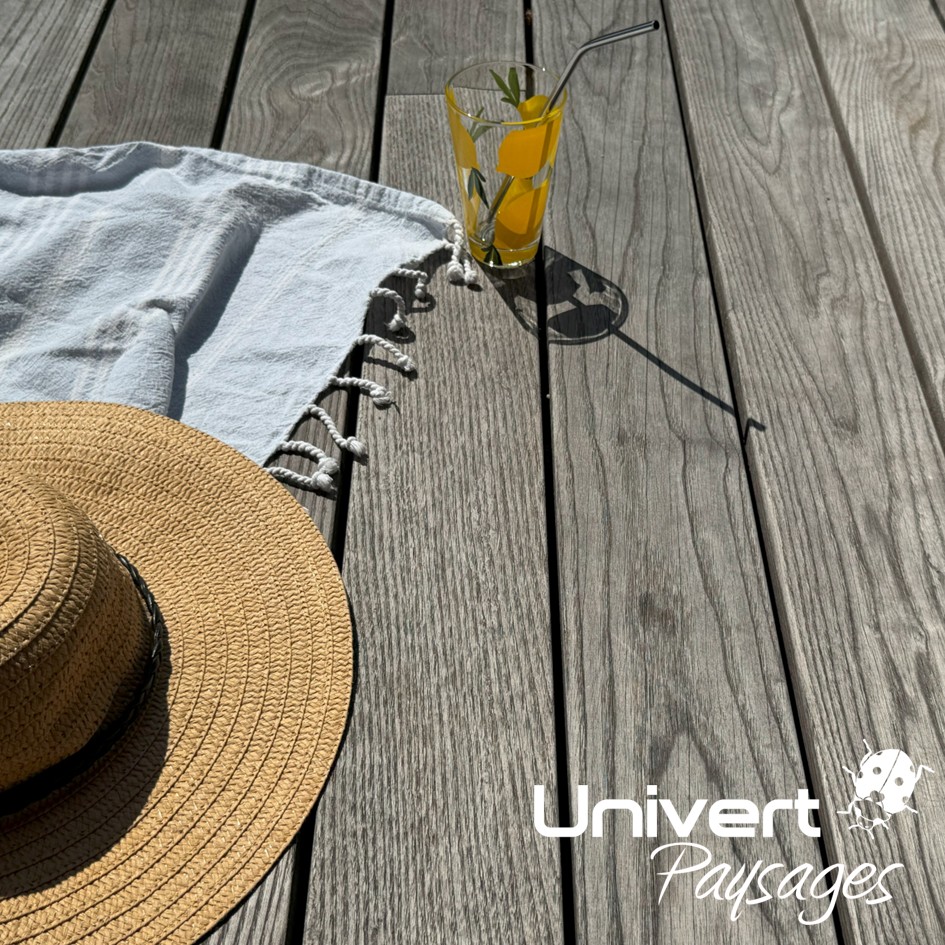 Terrasse bois grad concept platelage jardin extérieur sans vis clipsé univertpaysages kébony accoya (1)