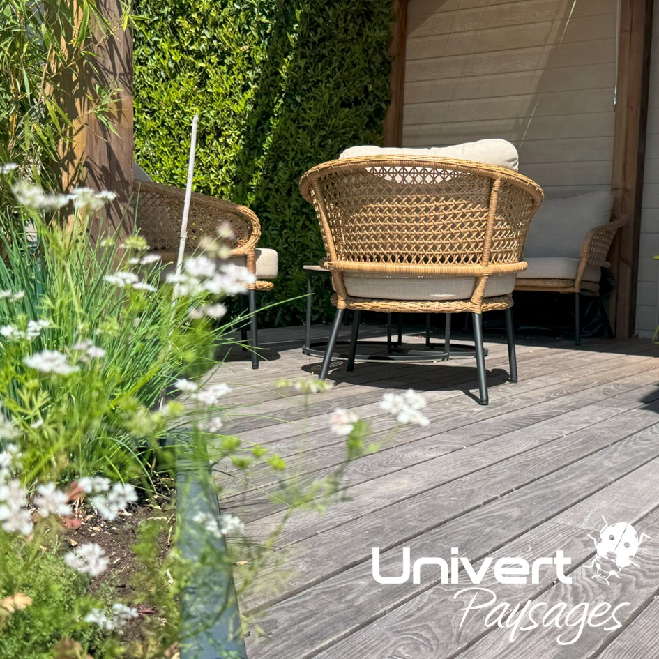 Terrasse bois grad concept platelage jardin extérieur sans vis clipsé univertpaysages kébony accoya (1)