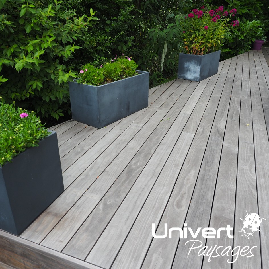 Terrasse bois grad concept platelage jardin extérieur sans vis clipsé univertpaysages kébony accoya (1)