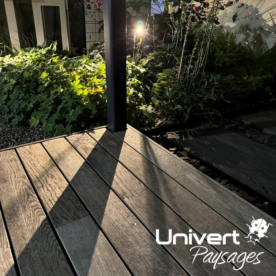 Terrasse bois grad concept platelage jardin extérieur sans vis clipsé univertpaysages kébony accoya (1)